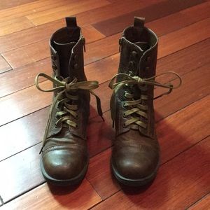 Brown combat boots size 7.5